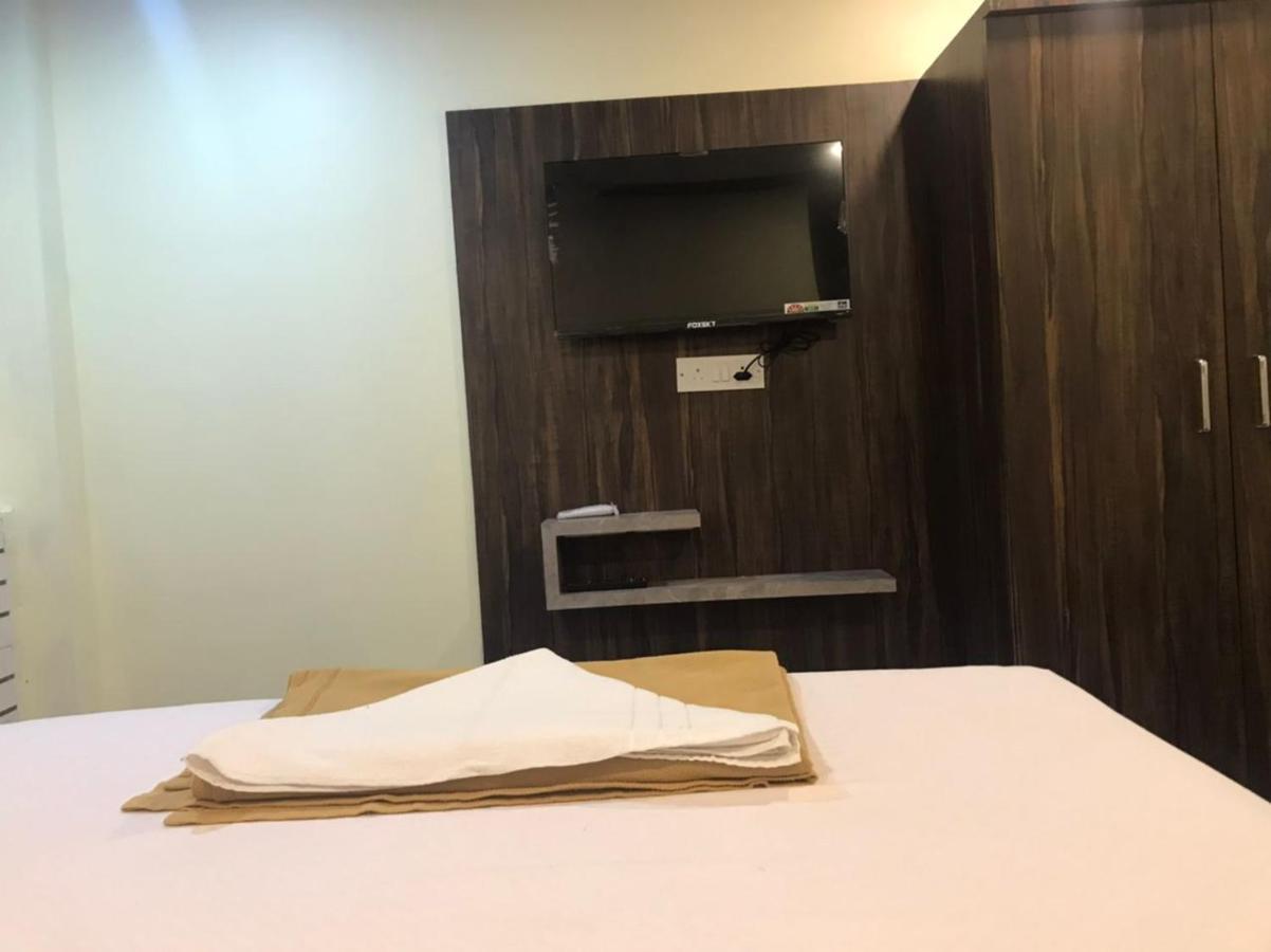 Taloja Midc Otel Taloje Budrukh Dış mekan fotoğraf
