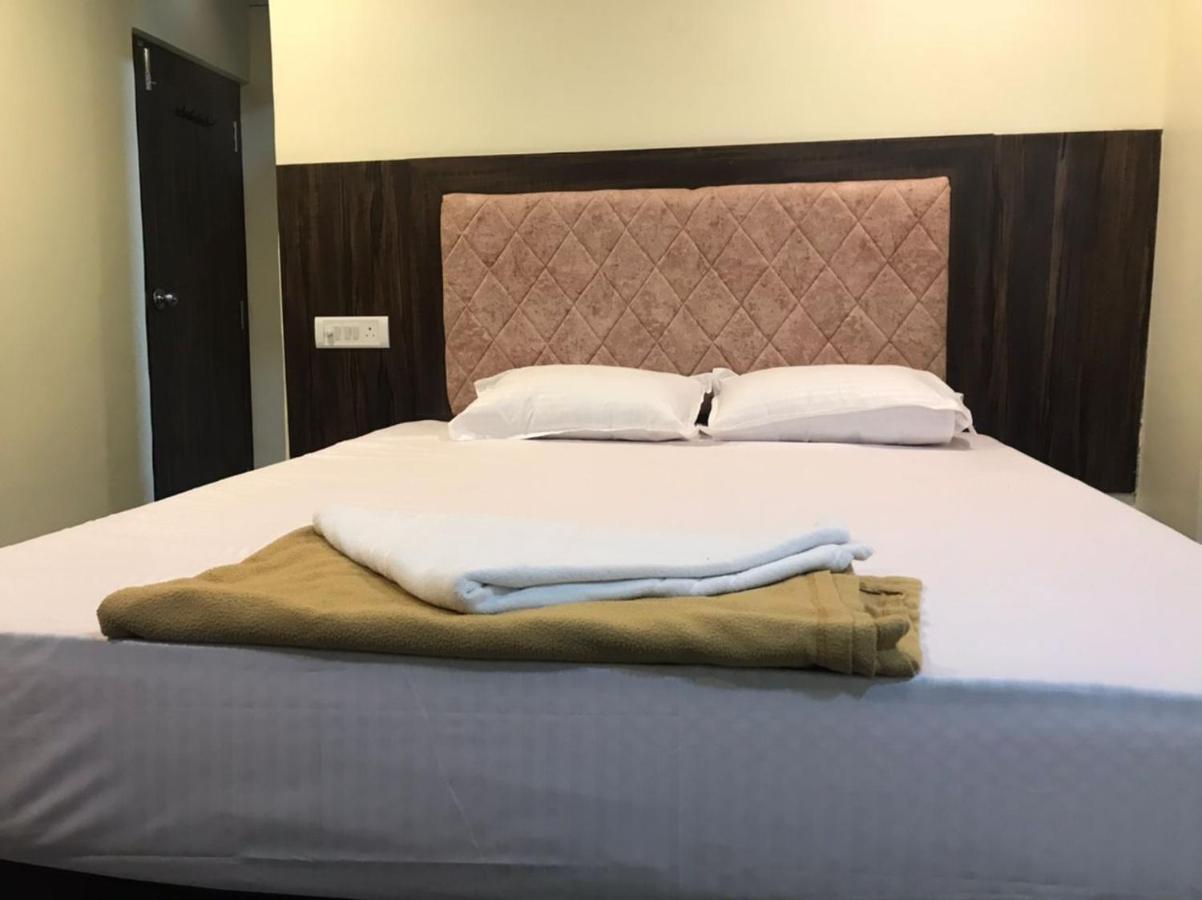 Taloja Midc Otel Taloje Budrukh Dış mekan fotoğraf