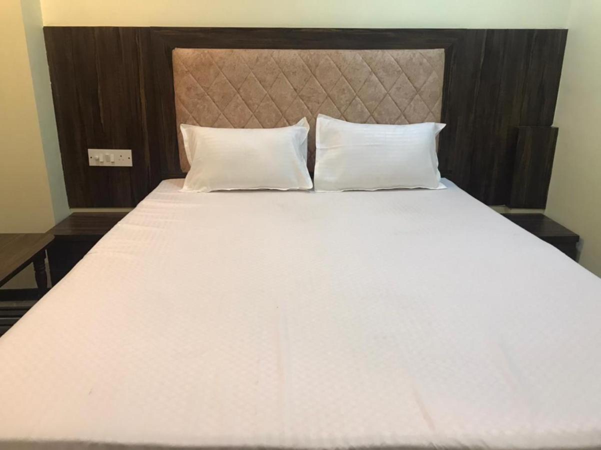 Taloja Midc Otel Taloje Budrukh Dış mekan fotoğraf